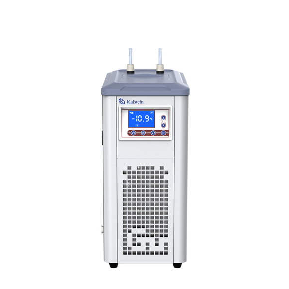 Quelle est la bonne façon d'utiliser un refroidisseur à évaporateur à recirculation dans un laboratoire de chimie ?