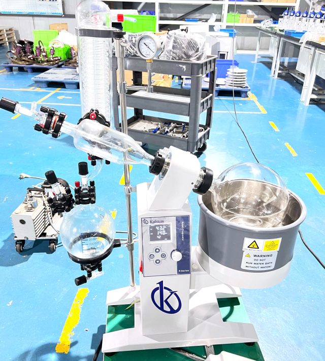Comment améliorer la productivité d'un laboratoire à l'aide d'un évaporateur rotatif