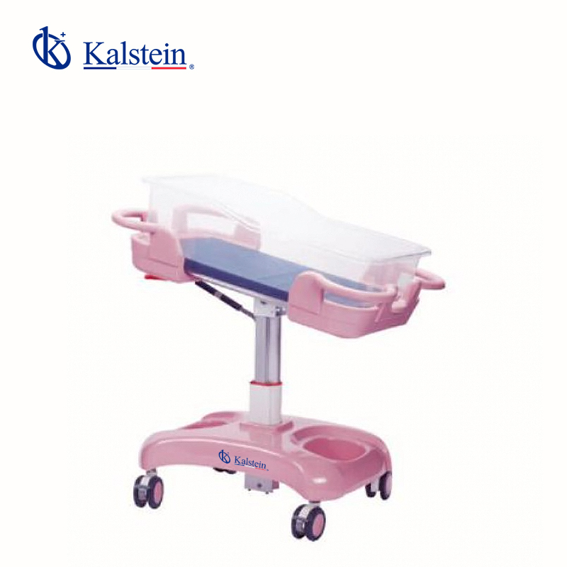 Comparaison Scientifique des Berceaux: Lit de Bébé en ABS YR06267 de Kalstein vs Crib Owo de Vetro Design Art