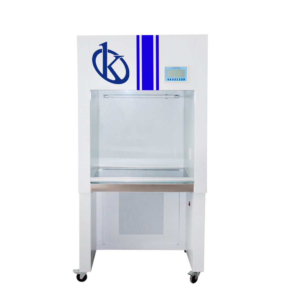 Comparaison Scientifique: Armoire à Flux Laminaire Kalstein vs Esco